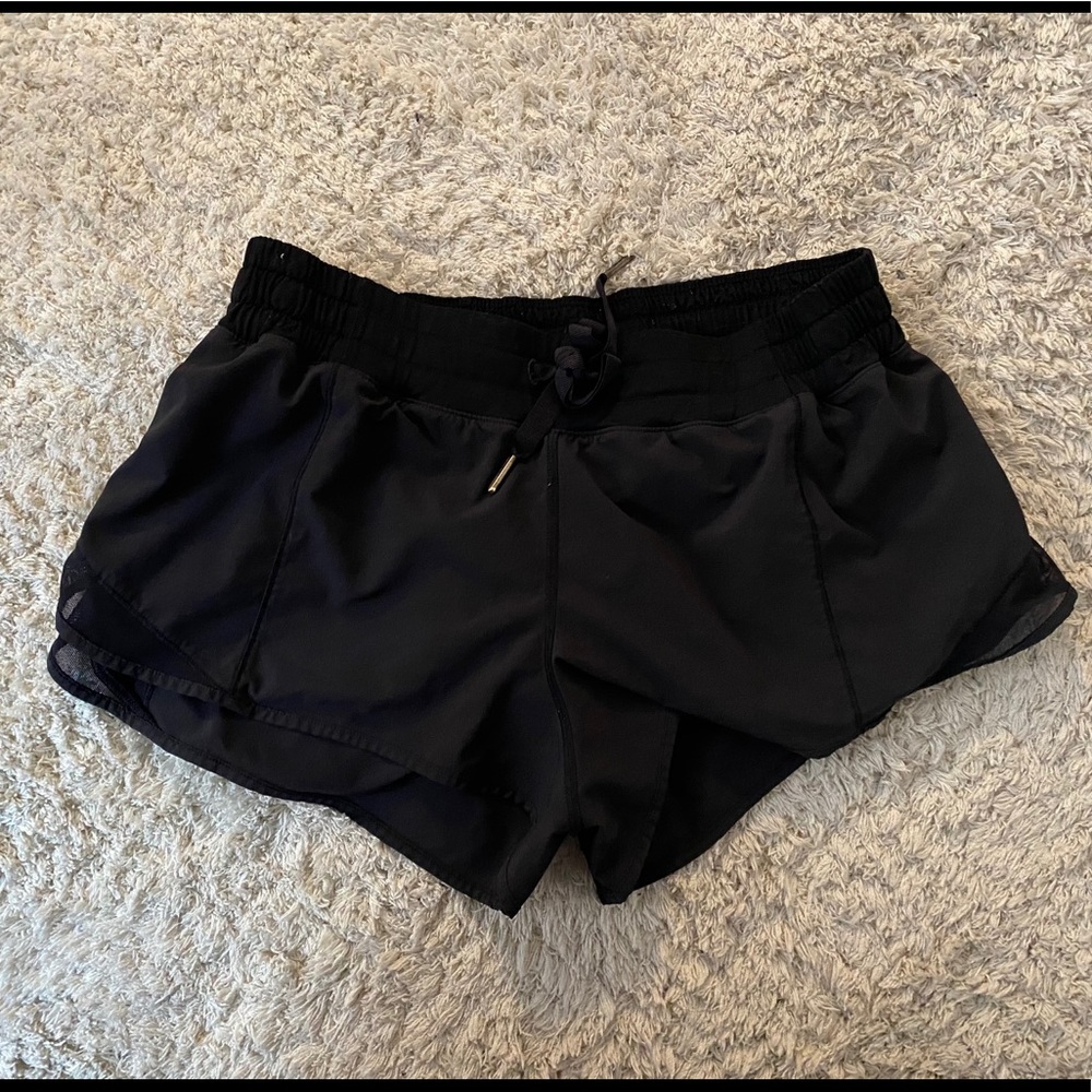 Lululemon hotty hot shorts
